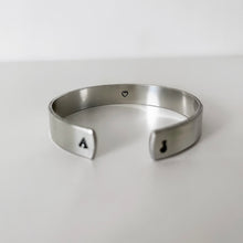 Load image into Gallery viewer, Initials Bracelet