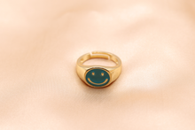Load image into Gallery viewer, Golden Smile Ring